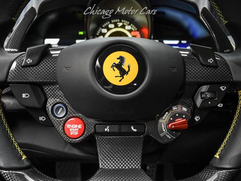 Used 2021 Ferrari 812 Superfast RWD image 11