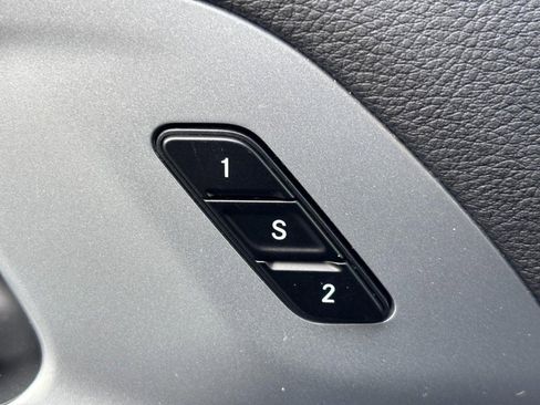 New 2026 Chrysler Pacifica Limited w/ S Appearance Package image 24