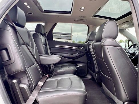 Used 2021 Buick Enclave Avenir w/ Avenir Technology Package image 13