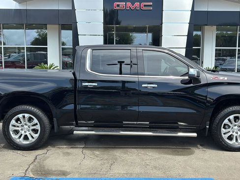 Certified 2024 Chevrolet Silverado 1500 LTZ AWD/4WD image 9