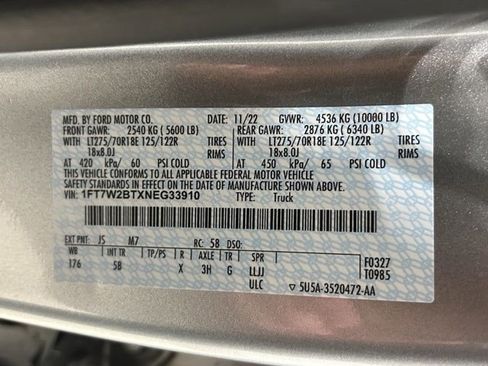 Used 2022 Ford F250 Lariat w/ Chrome Package AWD/4WD image 32