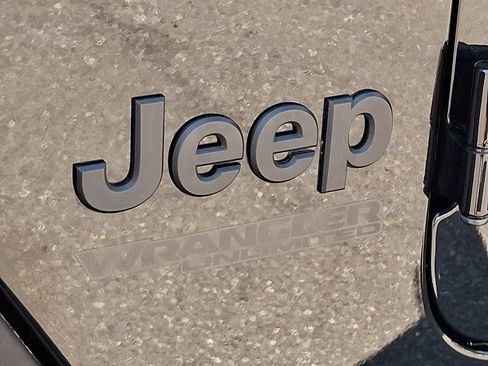 Used 2022 Jeep Wrangler Unlimited Sport AWD/4WD image 29