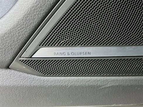 Used 2023 Audi A6 Premium Plus w/ Premium Plus Package image 21