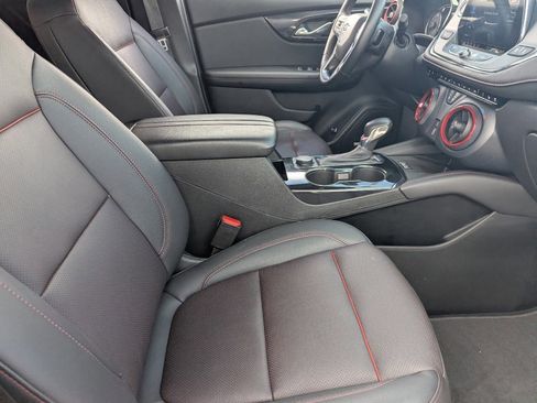 Used 2022 Chevrolet Blazer RS w/ Enhanced Convenience Package image 12