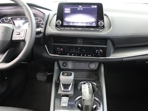 New 2026 Nissan Rogue SV FWD image 20