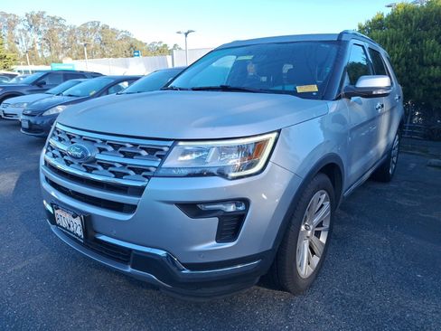 Used 2019 Ford Explorer Limited w/ Class III Trailer Tow Package image 3
