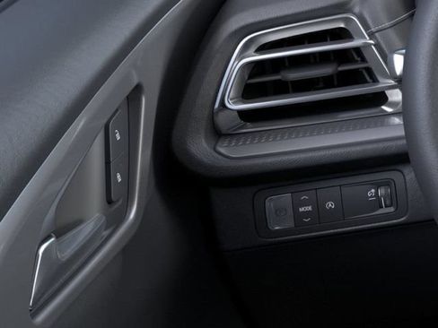 New 2024 Chevrolet Traverse LT FWD image 22