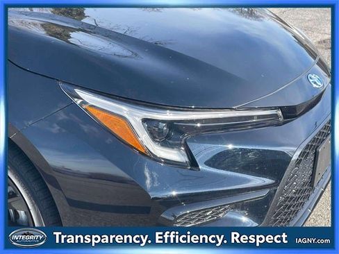 Used 2024 Toyota Corolla SE image 10