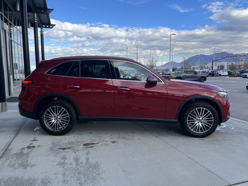 New 2026 Mercedes-Benz GLC 300 4MATIC image 4