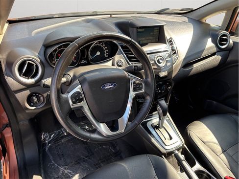 Used 2017 Ford Fiesta Titanium FWD image 6