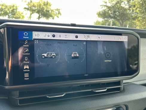 New 2025 Jeep Wrangler Sport S image 34