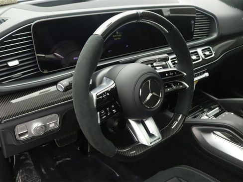 New 2026 Mercedes-Benz GLE 63 AMG S image 5