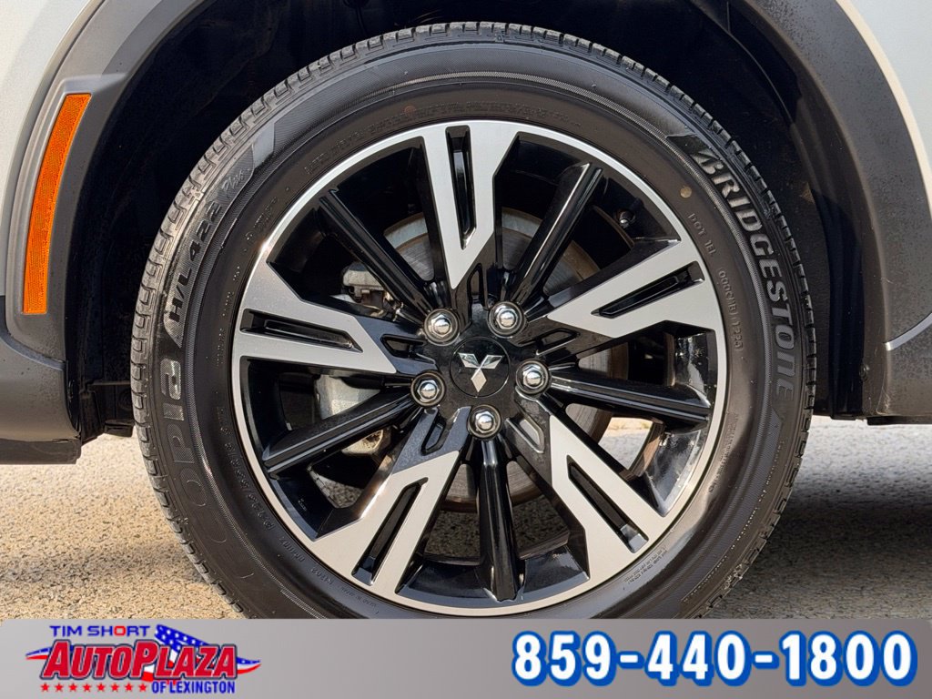 Used 2025 Mitsubishi Eclipse Cross SE AWD/4WD image 4