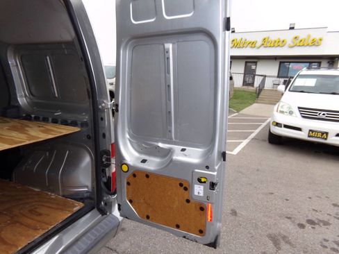 Used 2012 Ford Transit Connect XLT image 27