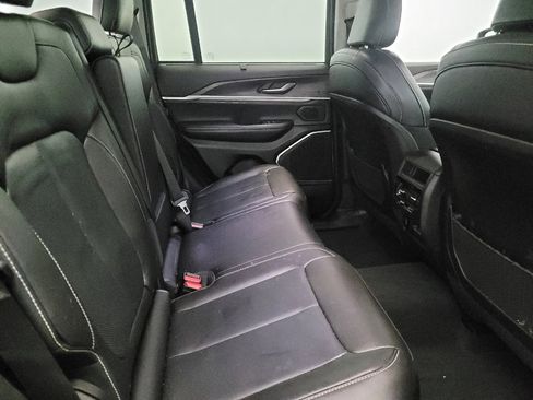 Used 2022 Jeep Grand Cherokee Limited 4xe w/ Luxury Tech Group II image 19