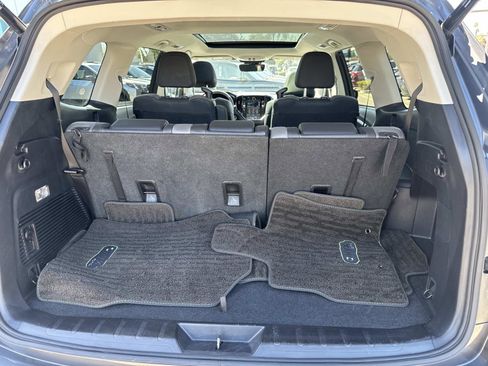 Used 2023 Subaru Ascent Onyx Edition image 7