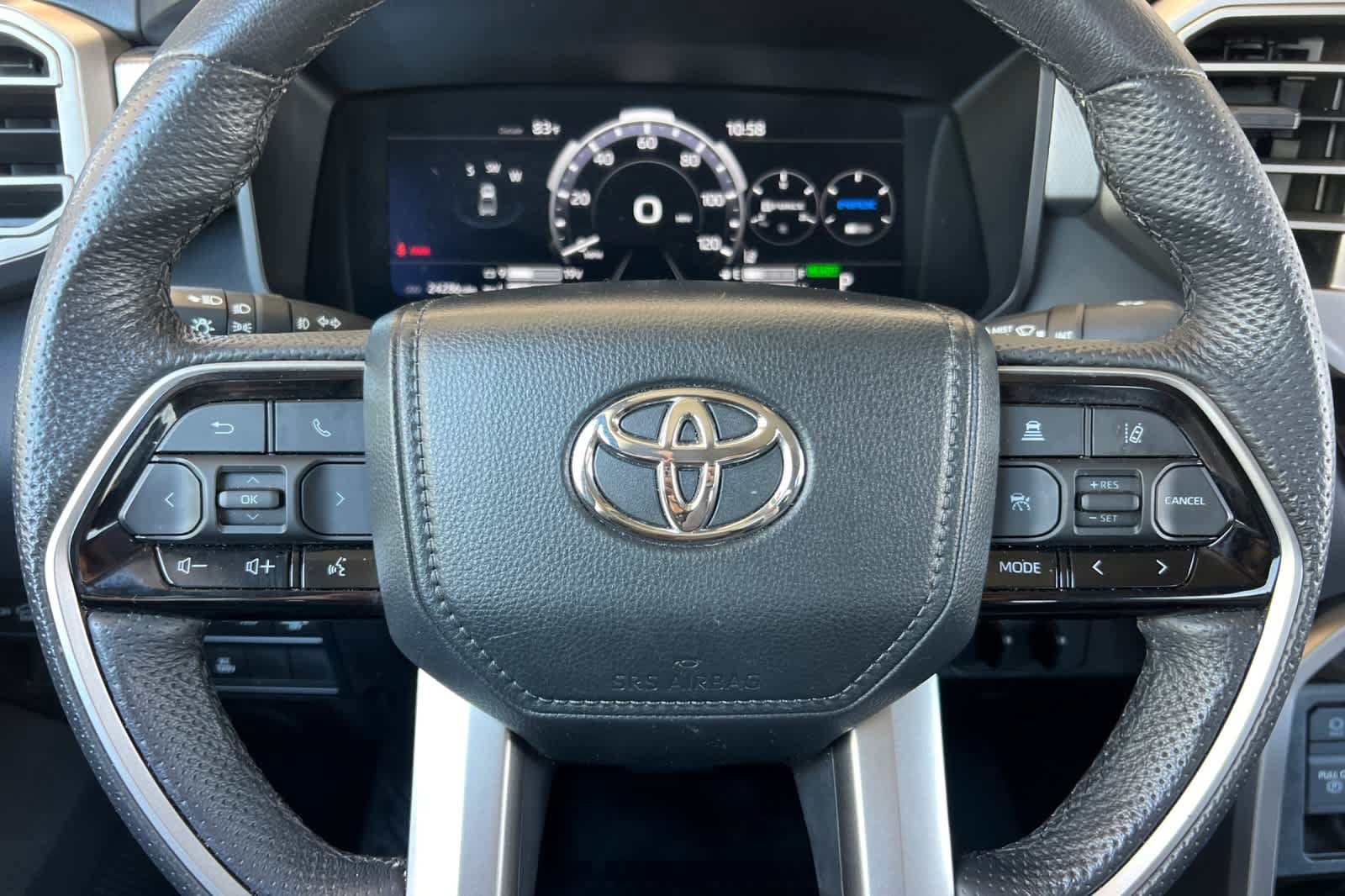 Used 2024 Toyota Tundra Limited w/ Power Package AWD/4WD image 24