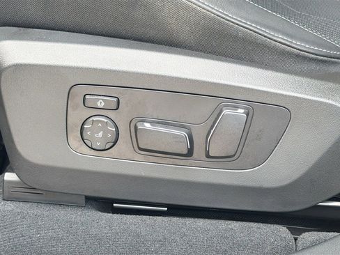 Used 2025 BMW X3 xDrive30i w/ Premium Package image 25
