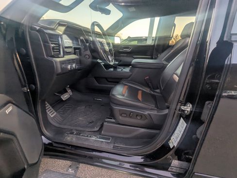 Used 2023 GMC Sierra 1500 AT4 w/ AT4 Premium Package image 10