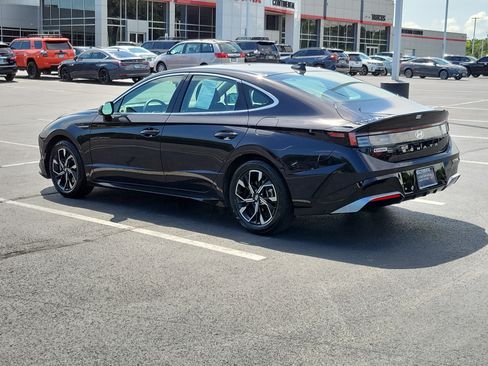 Used 2025 Hyundai Sonata SEL FWD image 4