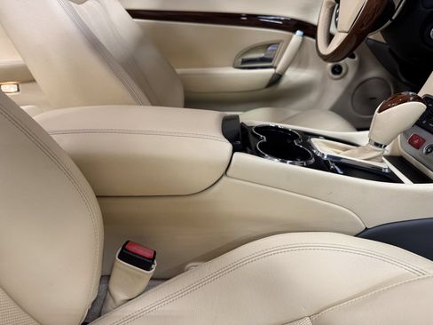 Used 2011 Maserati GranTurismo Convertible RWD image 65