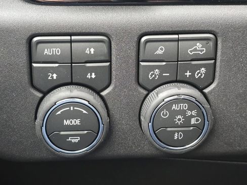 New 2026 Chevrolet Silverado 2500 High Country w/ Technology Package image 17