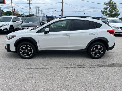 Used 2018 Subaru Crosstrek 2.0i Premium AWD/4WD image 2