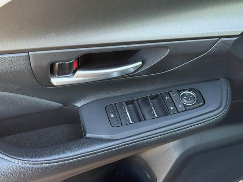 Certified 2025 Toyota Grand Highlander AWD image 19