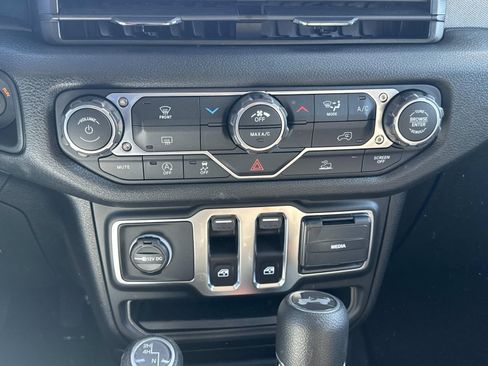 New 2026 Jeep Wrangler Sport AWD/4WD image 25