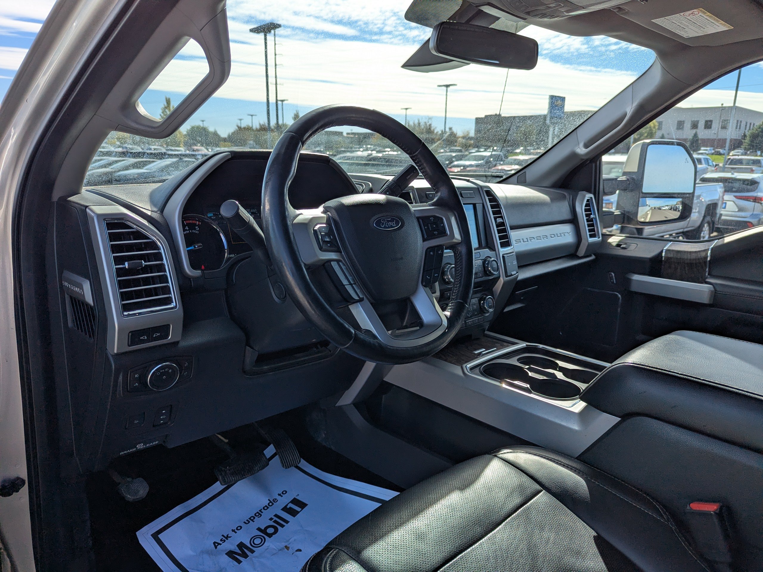 Used 2017 Ford F350 Lariat w/ Lariat Ultimate Package AWD/4WD image 13