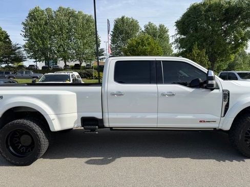 Used 2024 Ford F450 4x4 Crew Cab Super Duty image 5