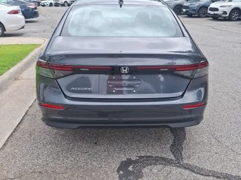 Used 2023 Honda Accord EX image 5