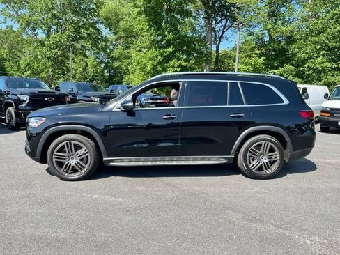 Used 2022 Mercedes-Benz GLS 450 4MATIC image 13
