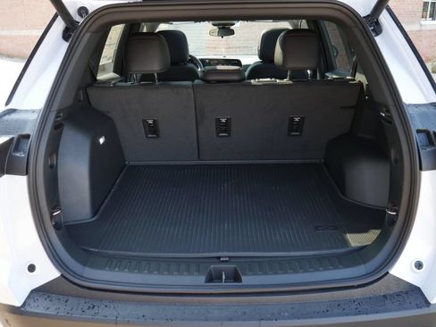 New 2026 Chevrolet Equinox RS w/ Convenience Package III AWD/4WD image 8