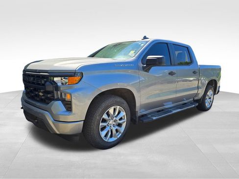 Used 2024 Chevrolet Silverado 1500 Custom RWD image 8