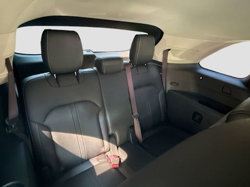 Certified 2024 MAZDA CX-90 Plug-In Hybrid w/ Preferred AWD/4WD image 31