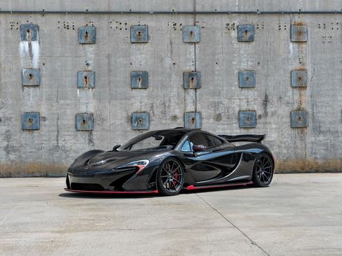 Used 2012 McLaren P1 RWD image 8