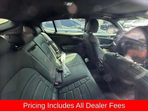 Used 2023 Kia Stinger GT2 AWD/4WD image 4