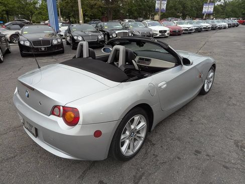 Used 2004 BMW Z4 3.0i RWD image 32