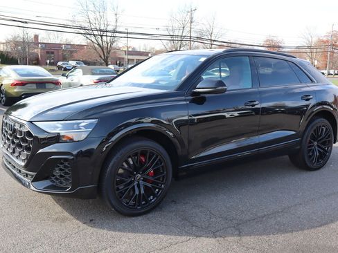 Used 2024 Audi SQ8 Prestige w/ Prestige Package image 1