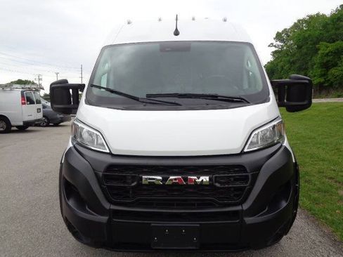 Used 2023 RAM ProMaster 2500 FWD image 9