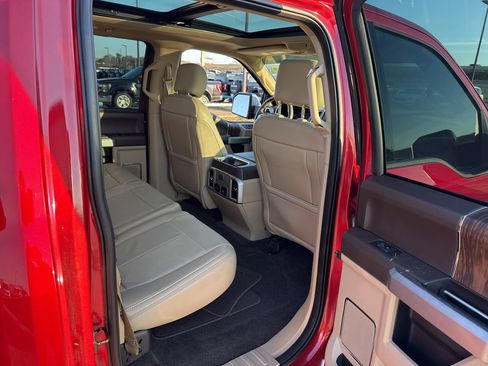 Used 2018 Ford F150 Lariat image 12