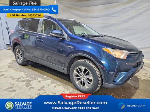 Used 2018 Toyota RAV4 LE image 5