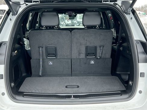 New 2025 Jeep Grand Cherokee L Limited w/ Trailer Tow Package image 42