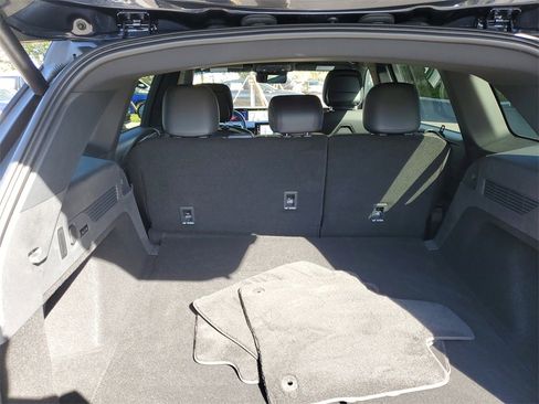 Certified 2024 Lincoln Nautilus Reserve w/ Equipment Group 203A image 5