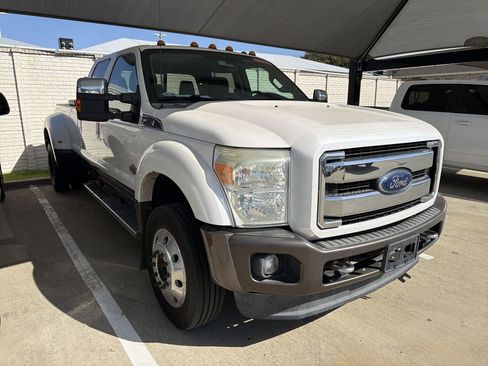 Used 2016 Ford F450 King Ranch w/ King Ranch w/Chrome Package image 2
