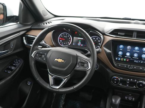 Used 2022 Chevrolet TrailBlazer ACTIV w/ Sun and Liftgate Package AWD/4WD image 14