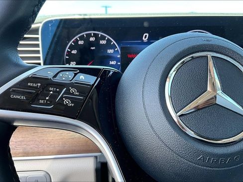 Used 2025 Mercedes-Benz GLE 350 4MATIC image 24