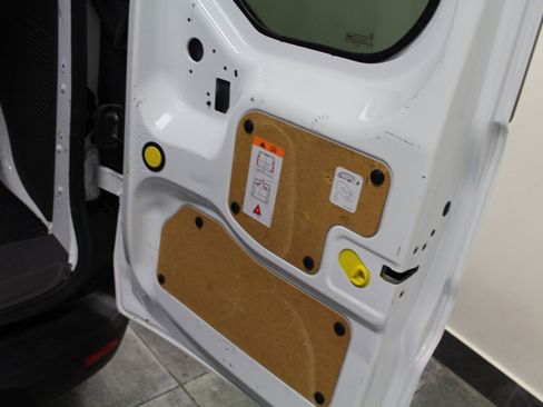 Used 2022 Ford Transit Connect XL image 27