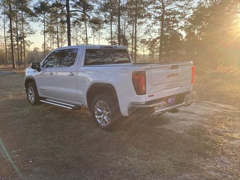 Used 2019 GMC Sierra 1500 SLT w/ SLT Convenience Package image 3